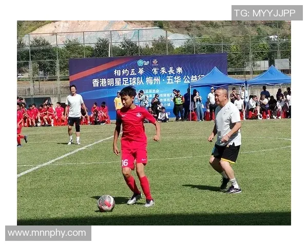 国际米兰和利物浦管理层举行欧足联午餐会